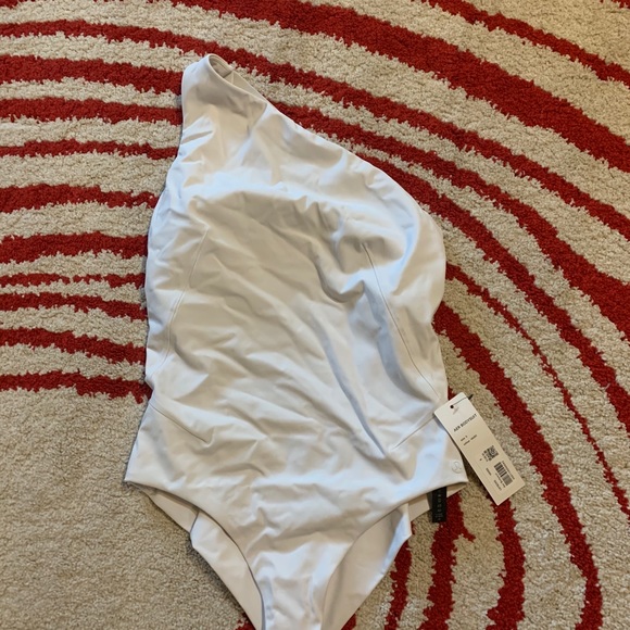 Lululemon aer bodysuit NWT size 8, 10, 12 - Picture 5 of 5